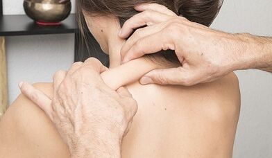 Massage with cervical osteocondrosis