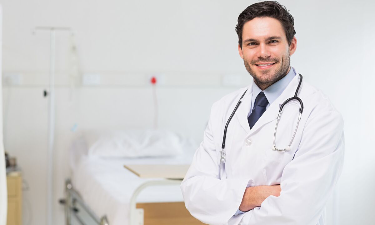 the doctor prescribes drugs for the treatment of prostatitis based on the test results